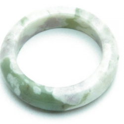 Ring, halfedelsteen, lichtgroen gevlekt, maat 14.5 (1 st.)