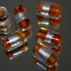 Glaskraal, cylinder, transp. met oranje/zilverfolie kern (20 st)