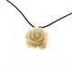 Leren ketting met rooshanger, offwhite (1 st.)