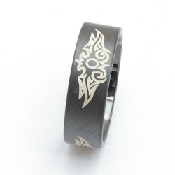 Ring, zwart met tribal, zilver, maat 22 (1 st.)