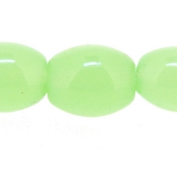 Glaskraal, ovaal, groen, 10 x 8 mm (streng)